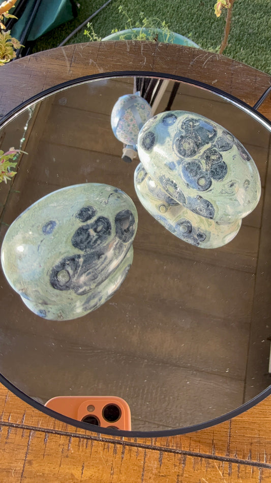 Kambaba Jasper palmstones